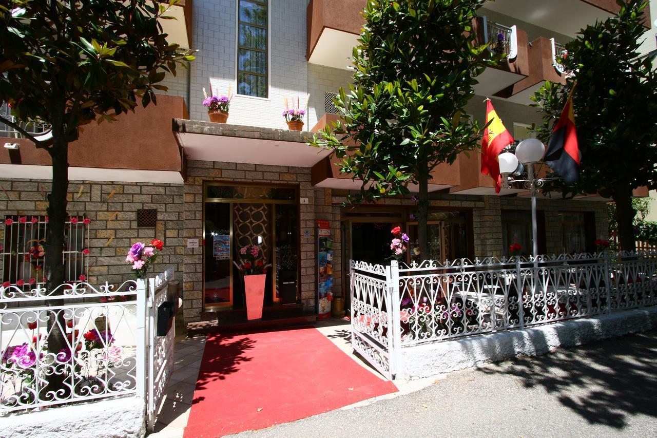 Hotel Emanuela Rimini Exterior foto